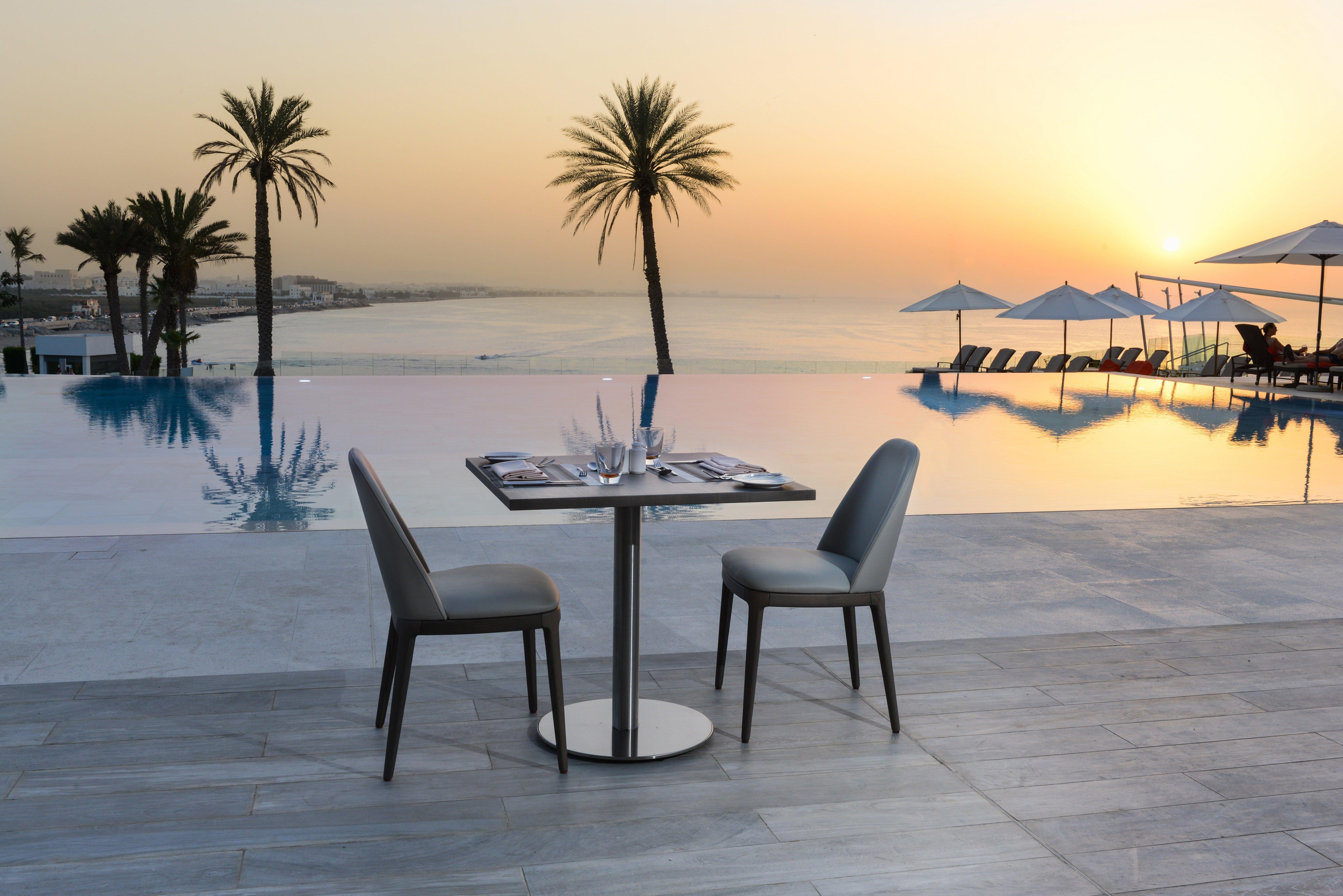 Отель Crowne Plaza Muscat By Ihg Экстерьер фото