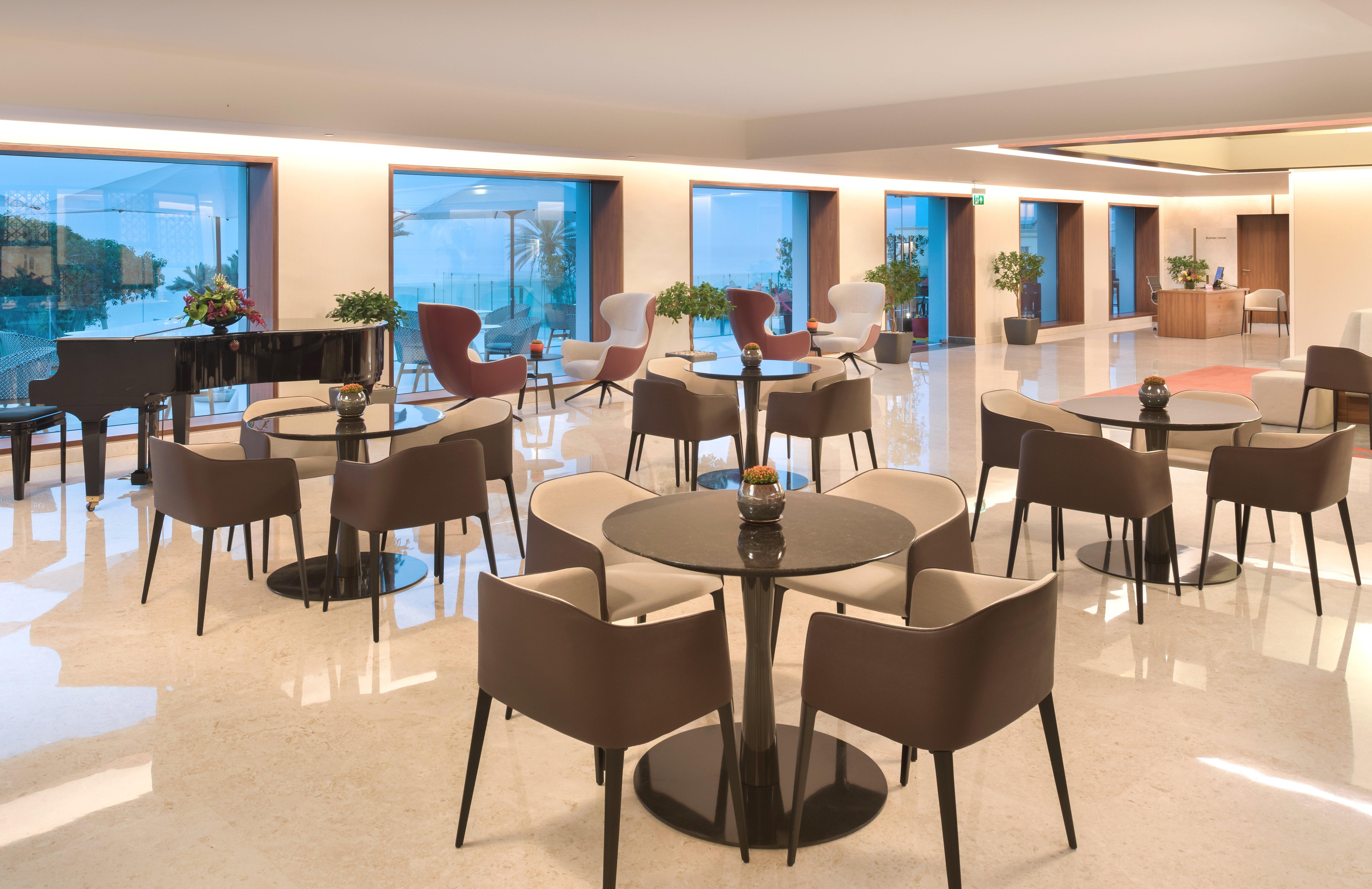 Отель Crowne Plaza Muscat By Ihg Экстерьер фото