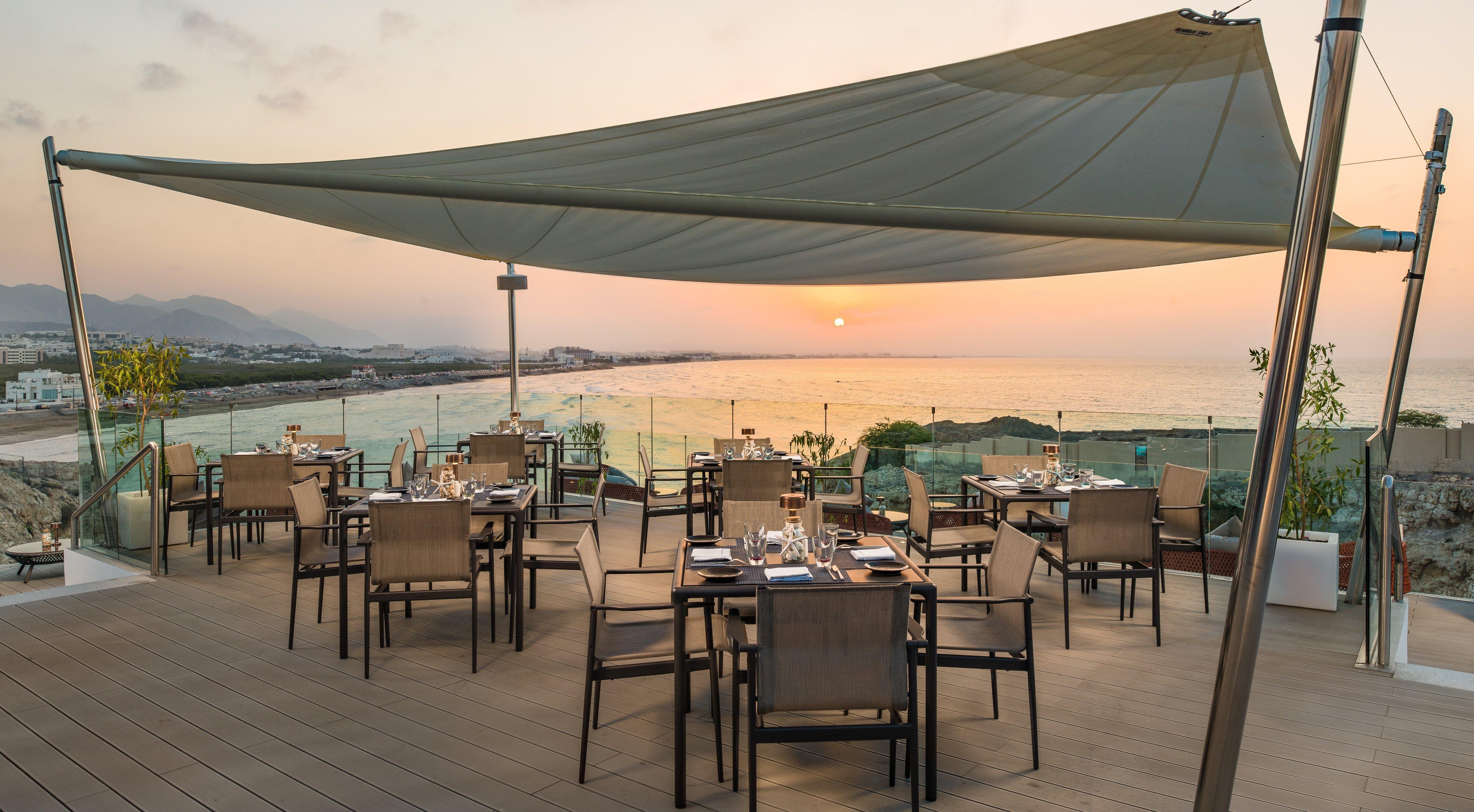 Отель Crowne Plaza Muscat By Ihg Экстерьер фото