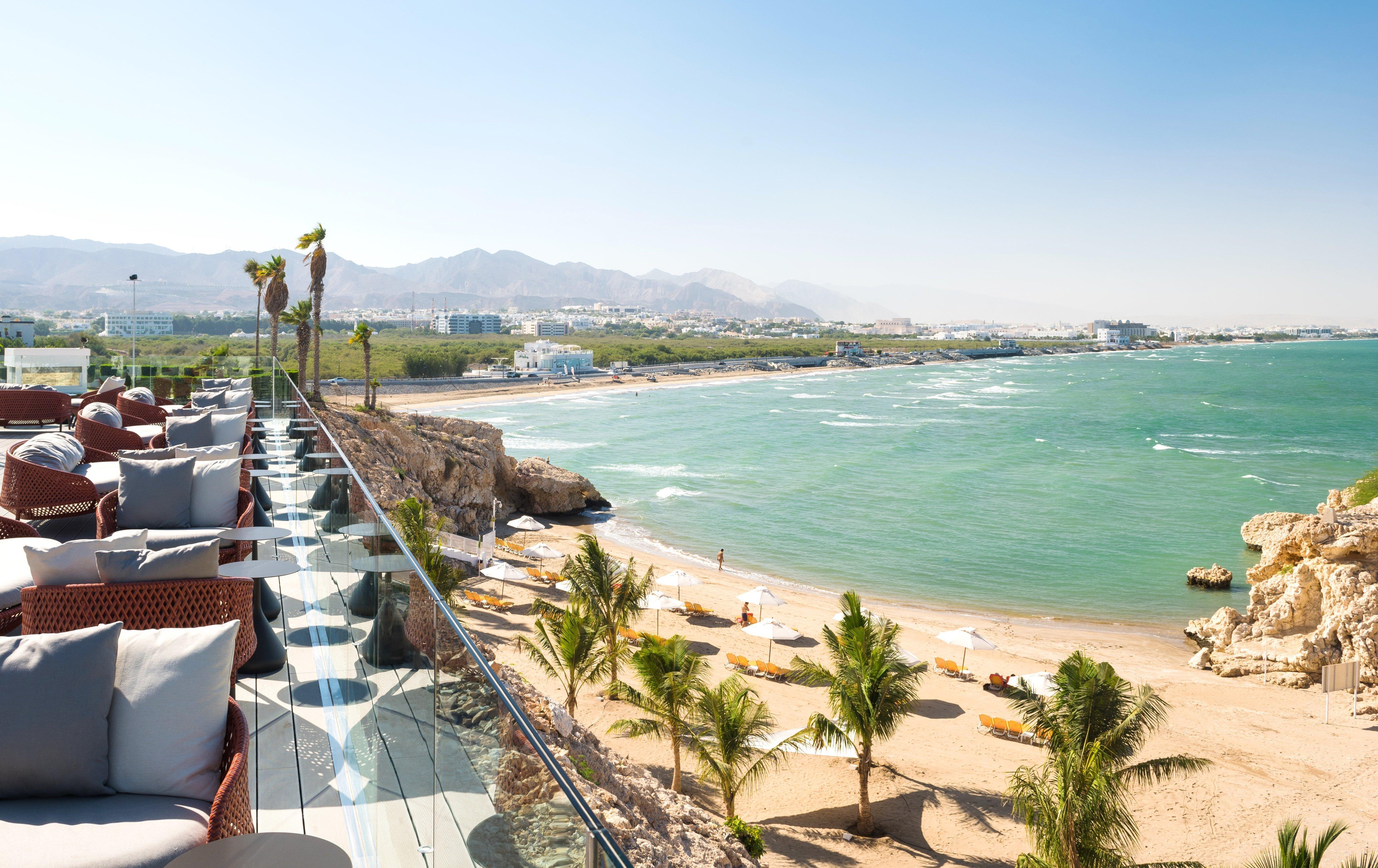 Отель Crowne Plaza Muscat By Ihg Экстерьер фото