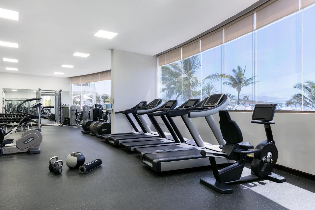 Отель Crowne Plaza Muscat By Ihg Экстерьер фото
